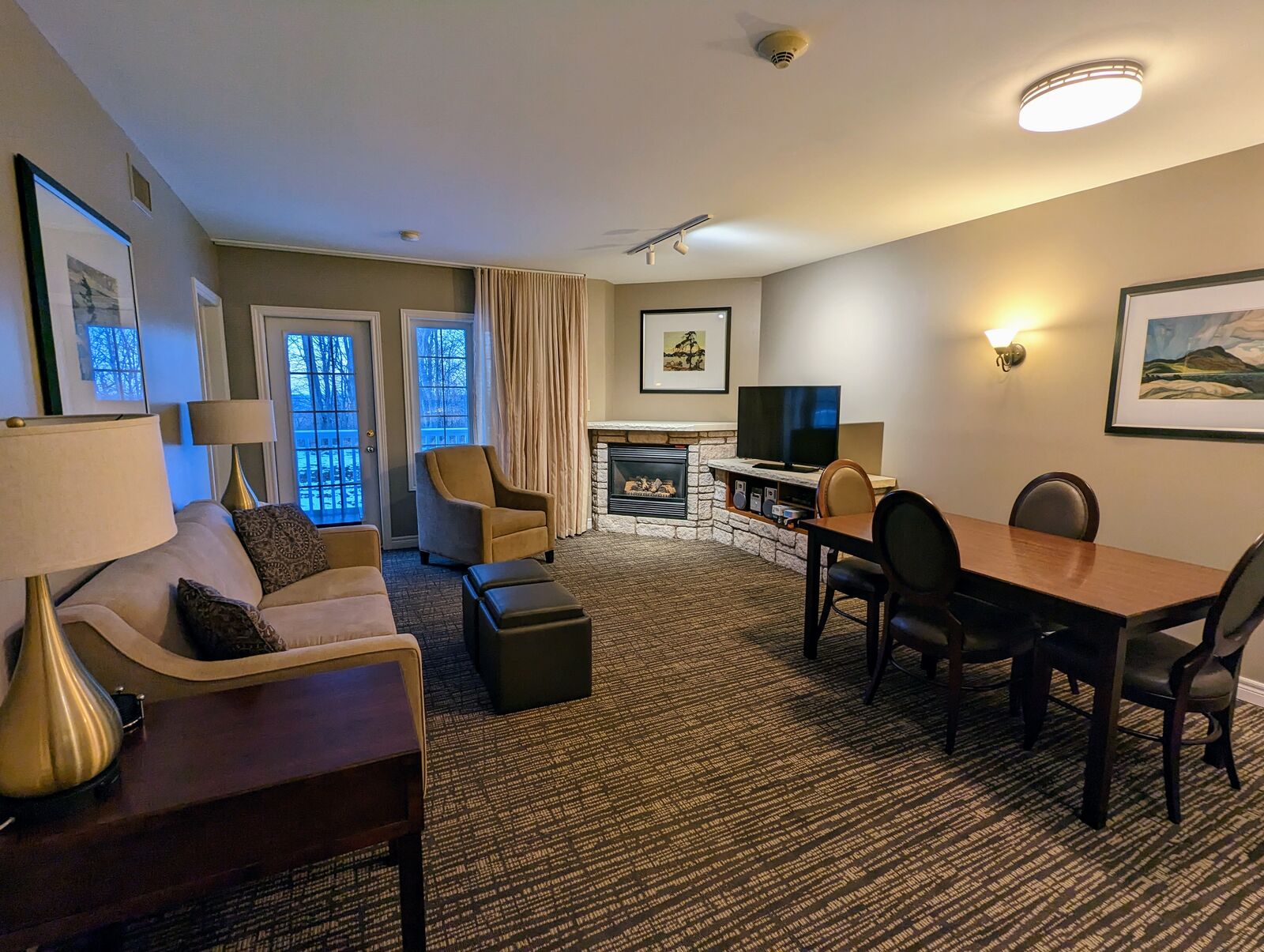 Large 2-Bedroom Condo